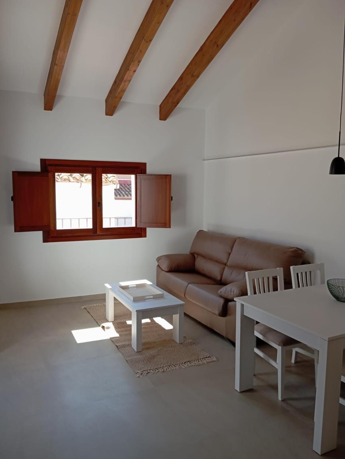 Apartamentos Turisticos La Bodegueta Utiel Εξωτερικό φωτογραφία